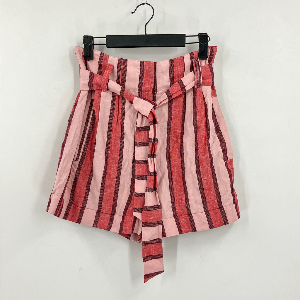 large vertical stripes built in fabric belt