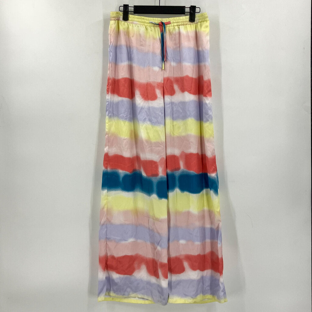 horizontal tie dye type pattern