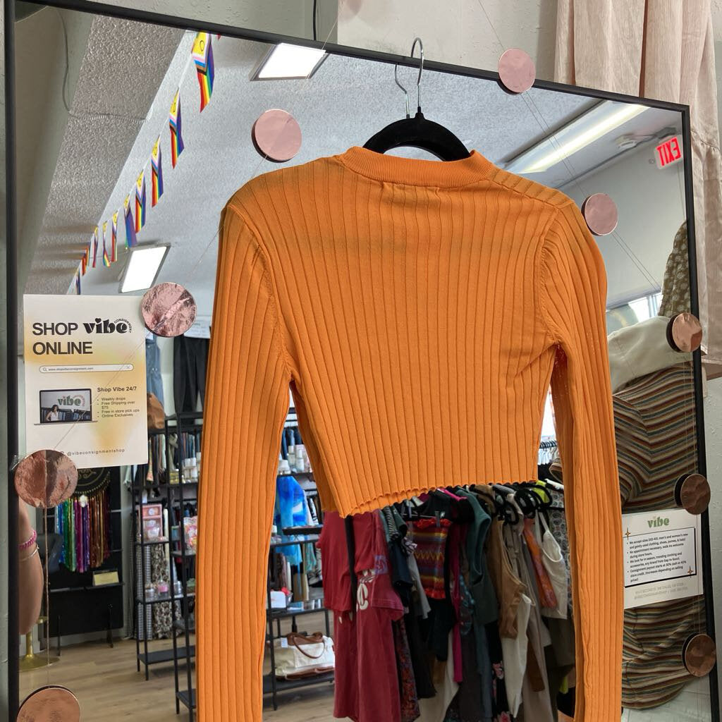 Cropped RIbbed Long Sleeve