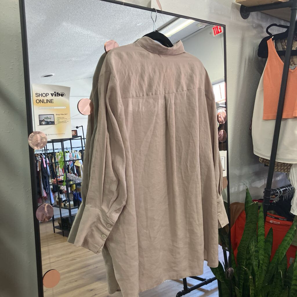 Oversized Button own
