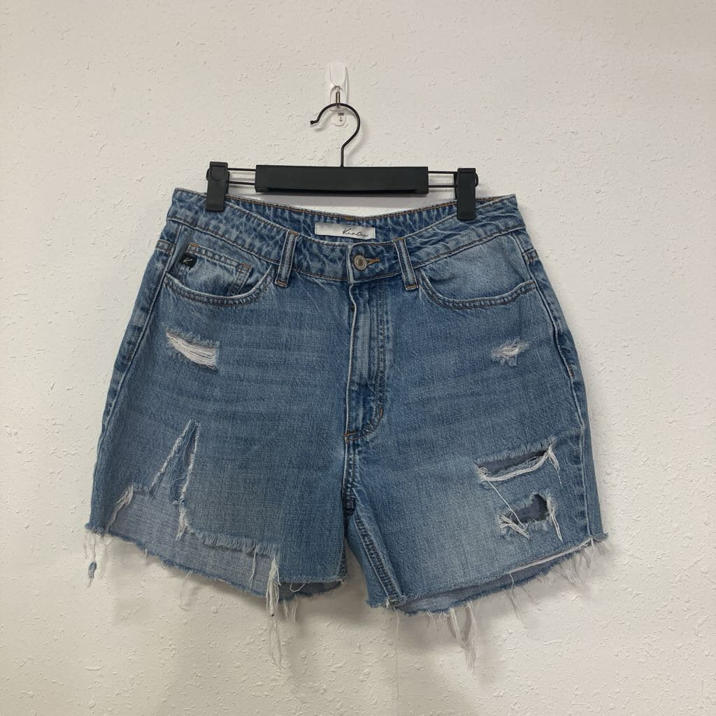 Cut off shorts