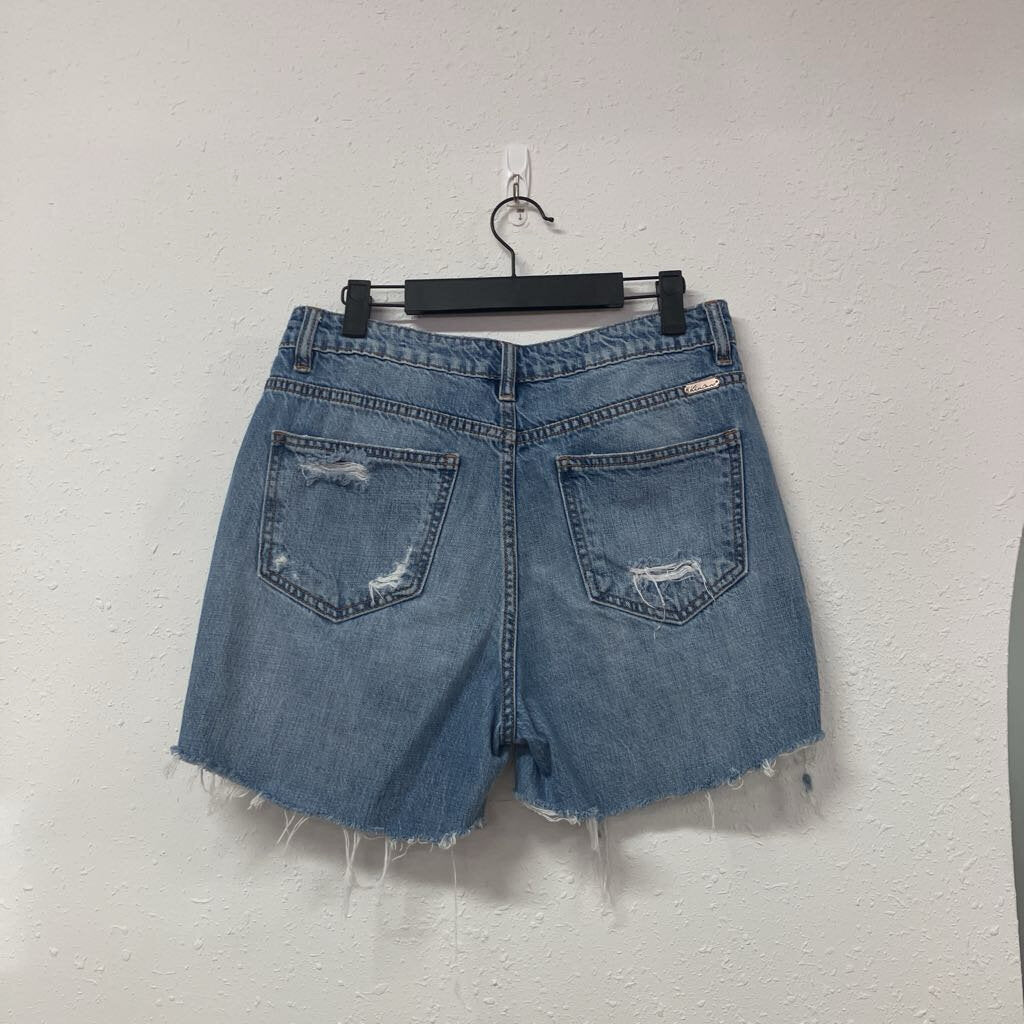 Cut off shorts