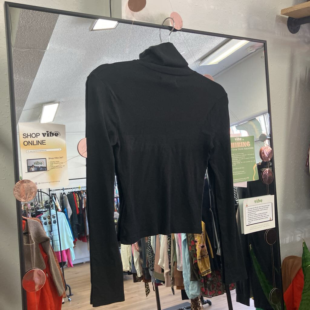 Long Sleeve Turtleneck