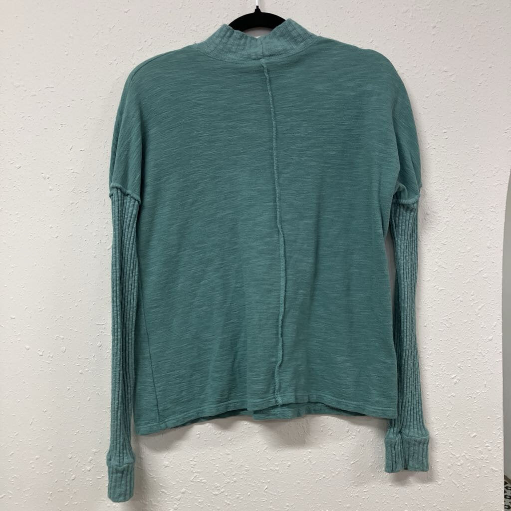 long sleeve mock neck