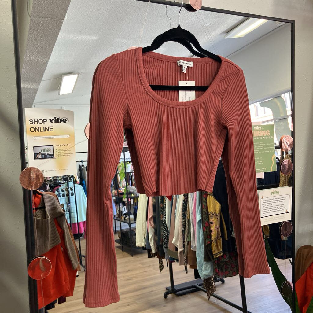 Ribbed Crop Long Sleeve