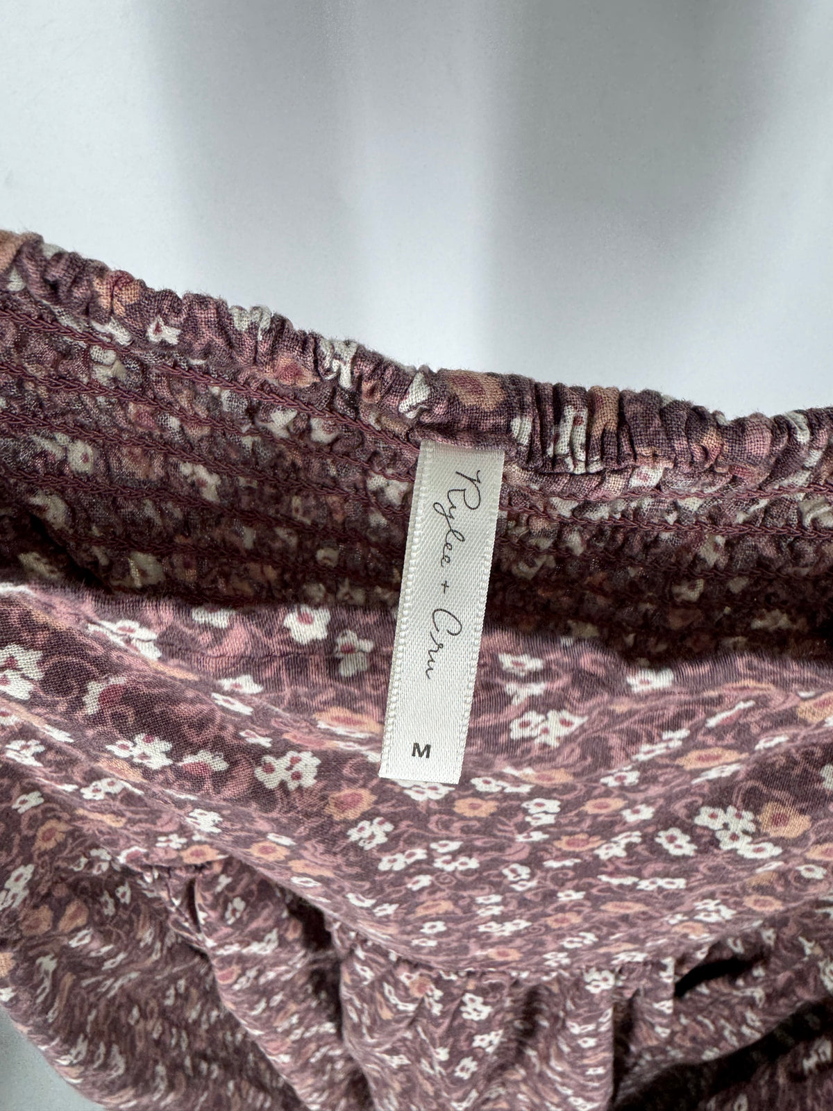 Purple Rylee + Cru Floral Puff Sleeve, M
