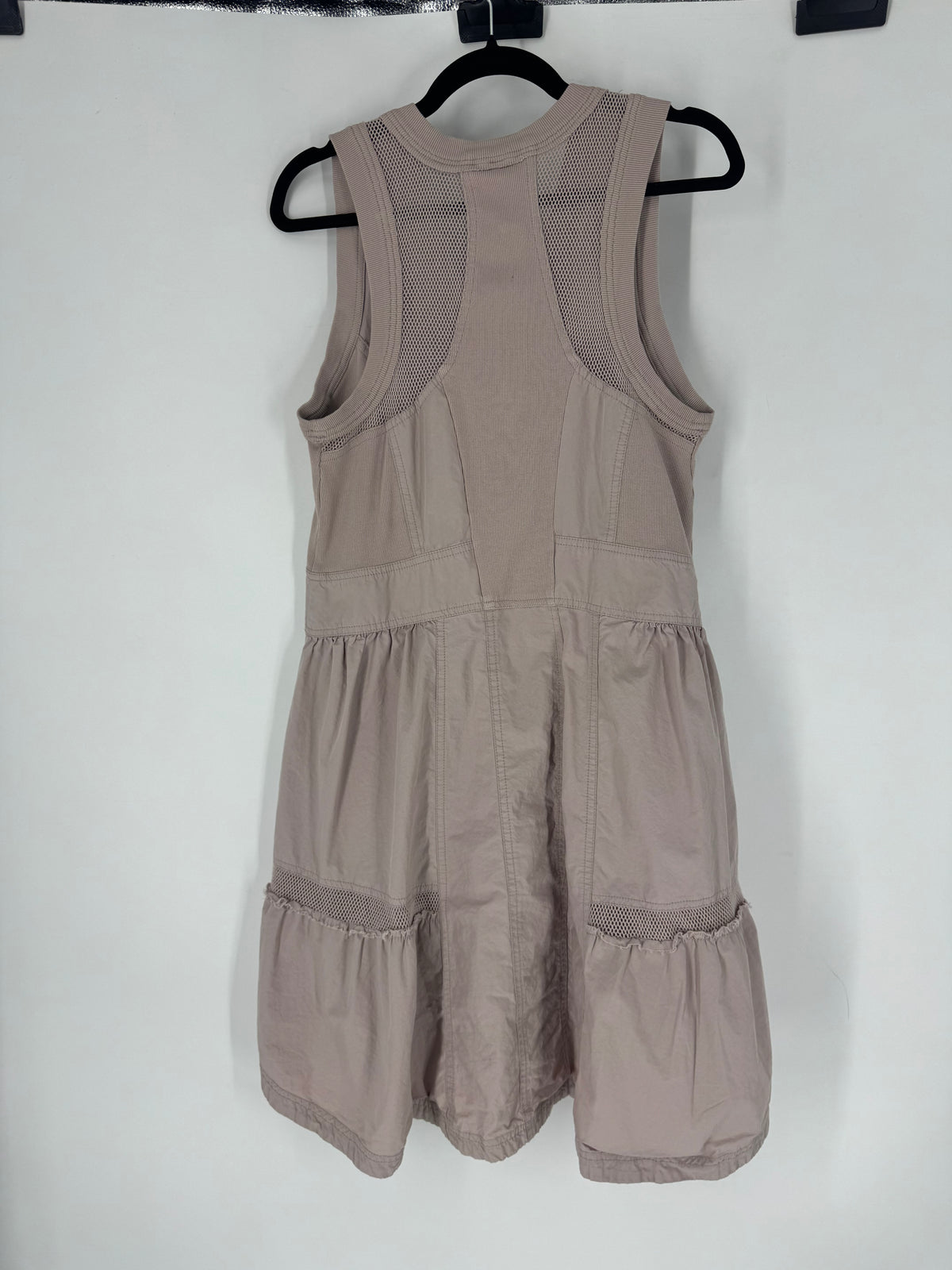 Beige Daily Ritual parachute mini, M