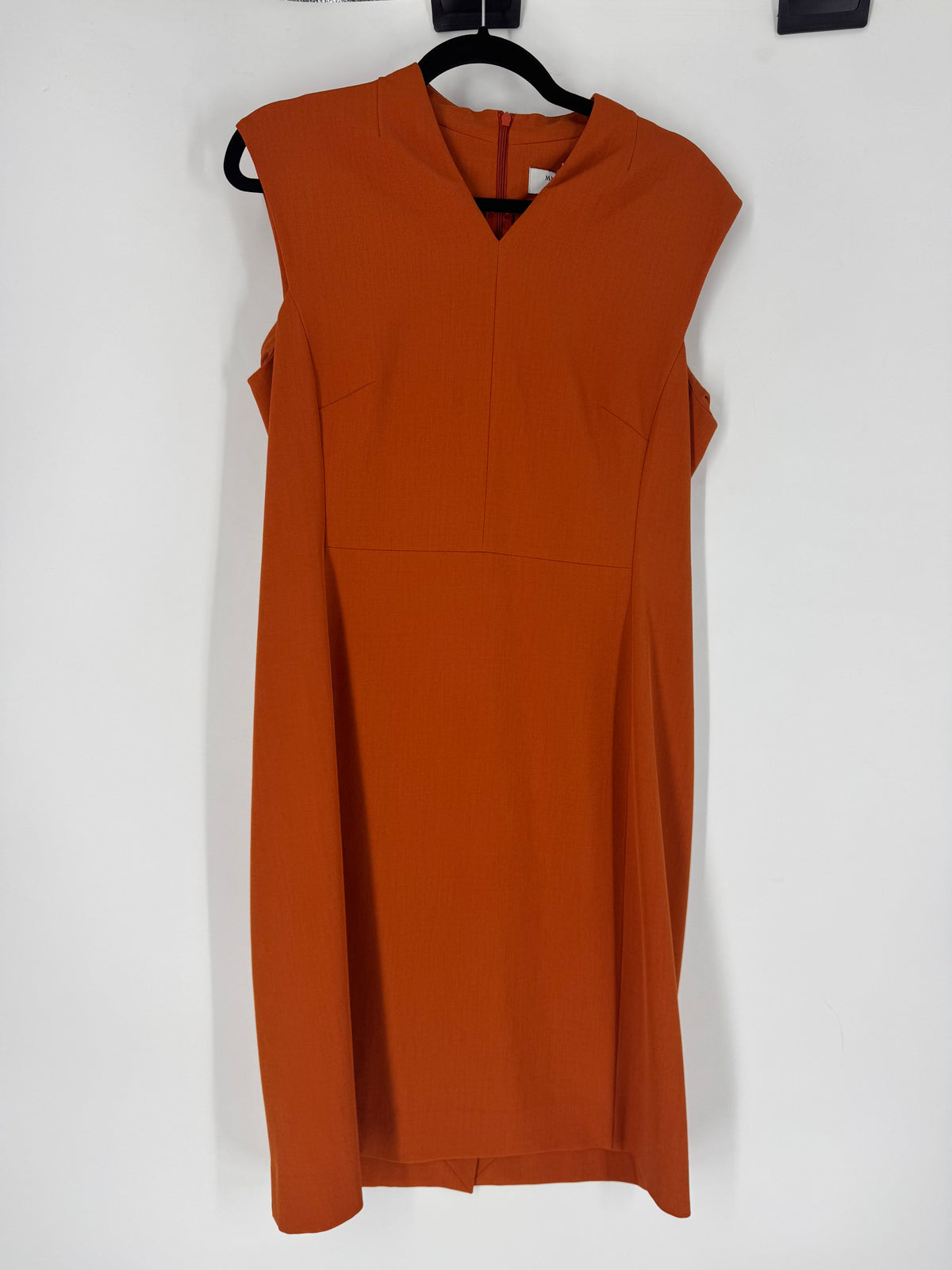 Orange MM Lafleur Vneck Sheath, 12