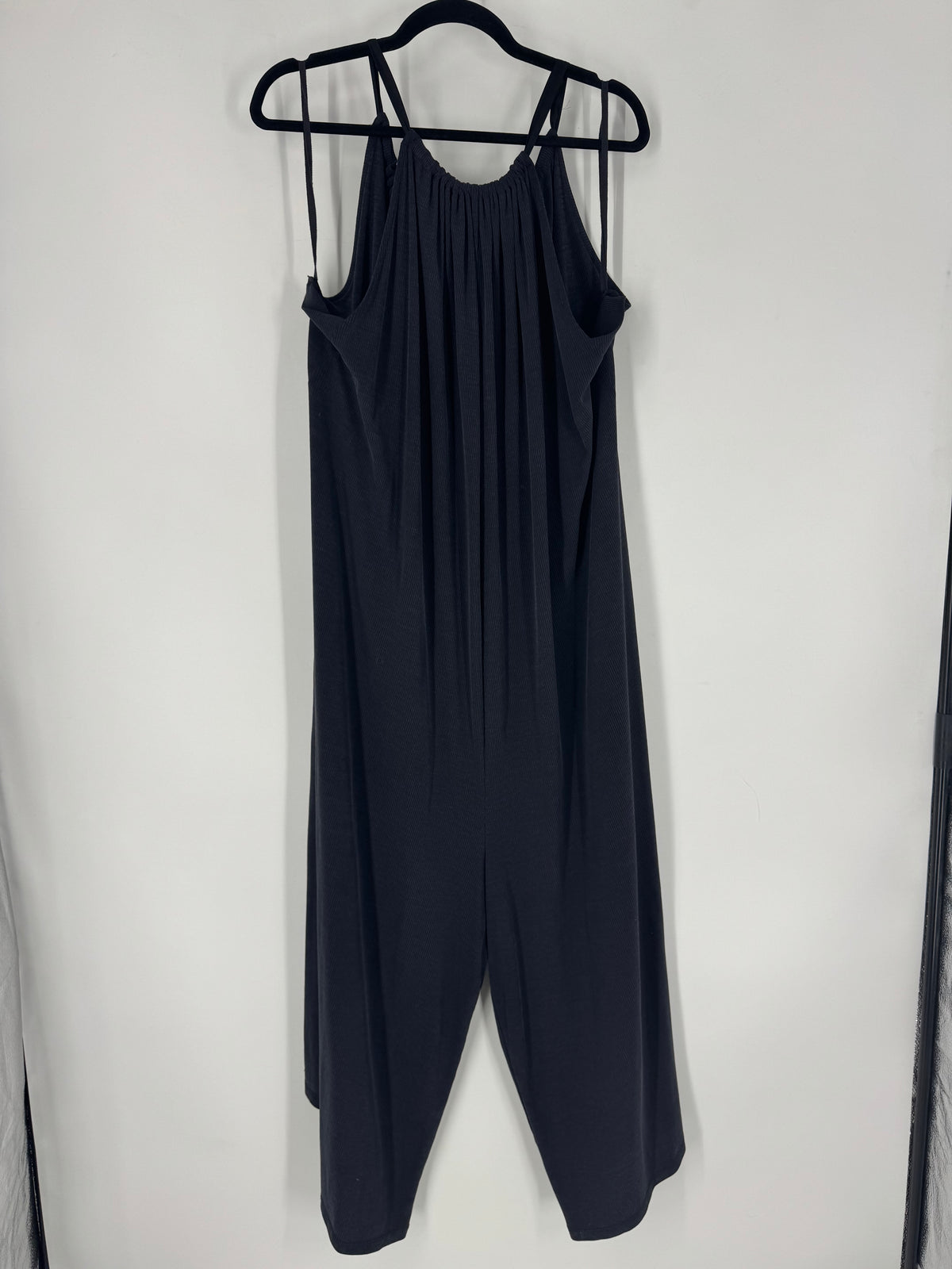 Black HD in Paris ribbed jumpsuit, L