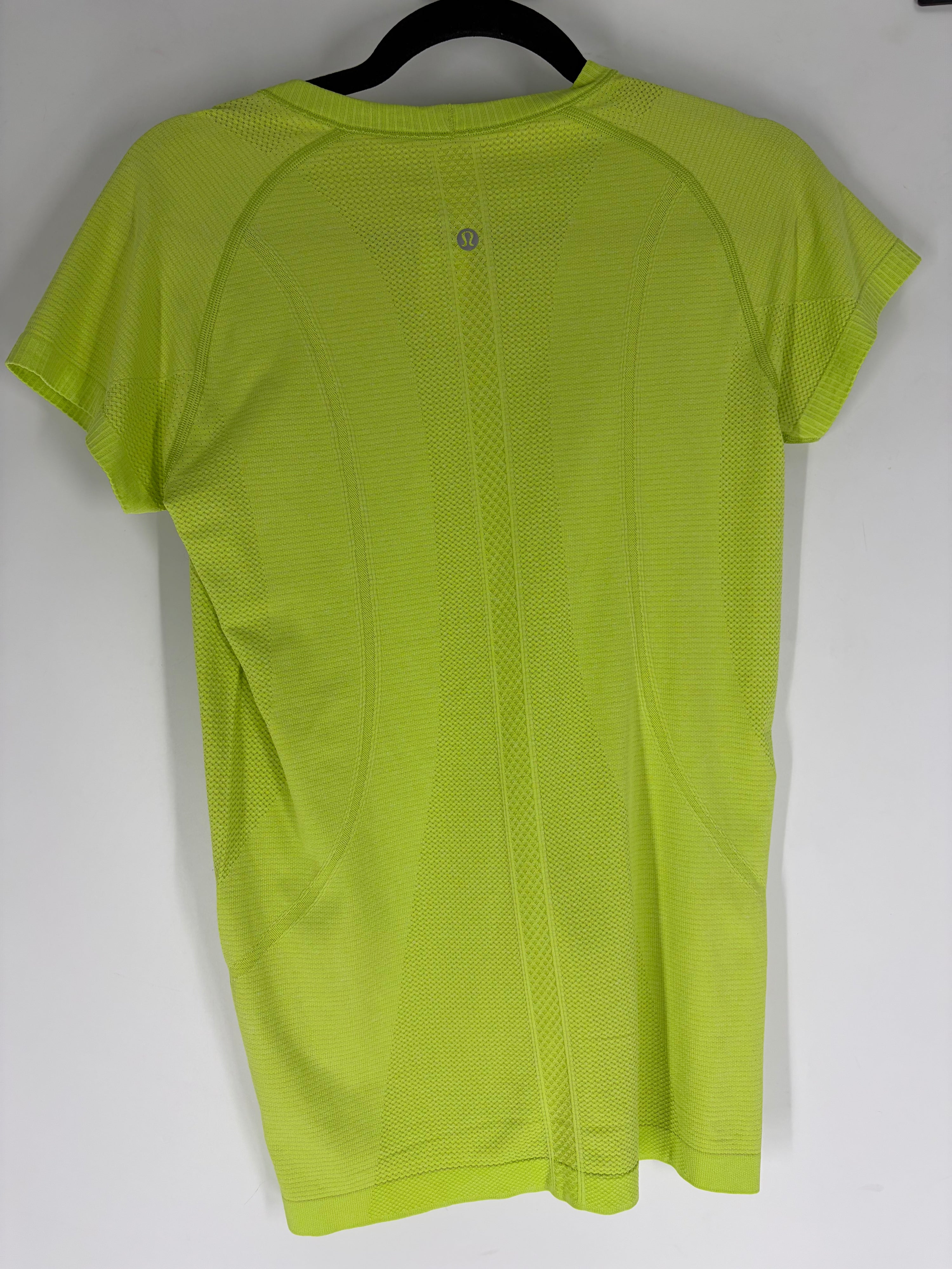 green lululemon run swiftly tee, 10