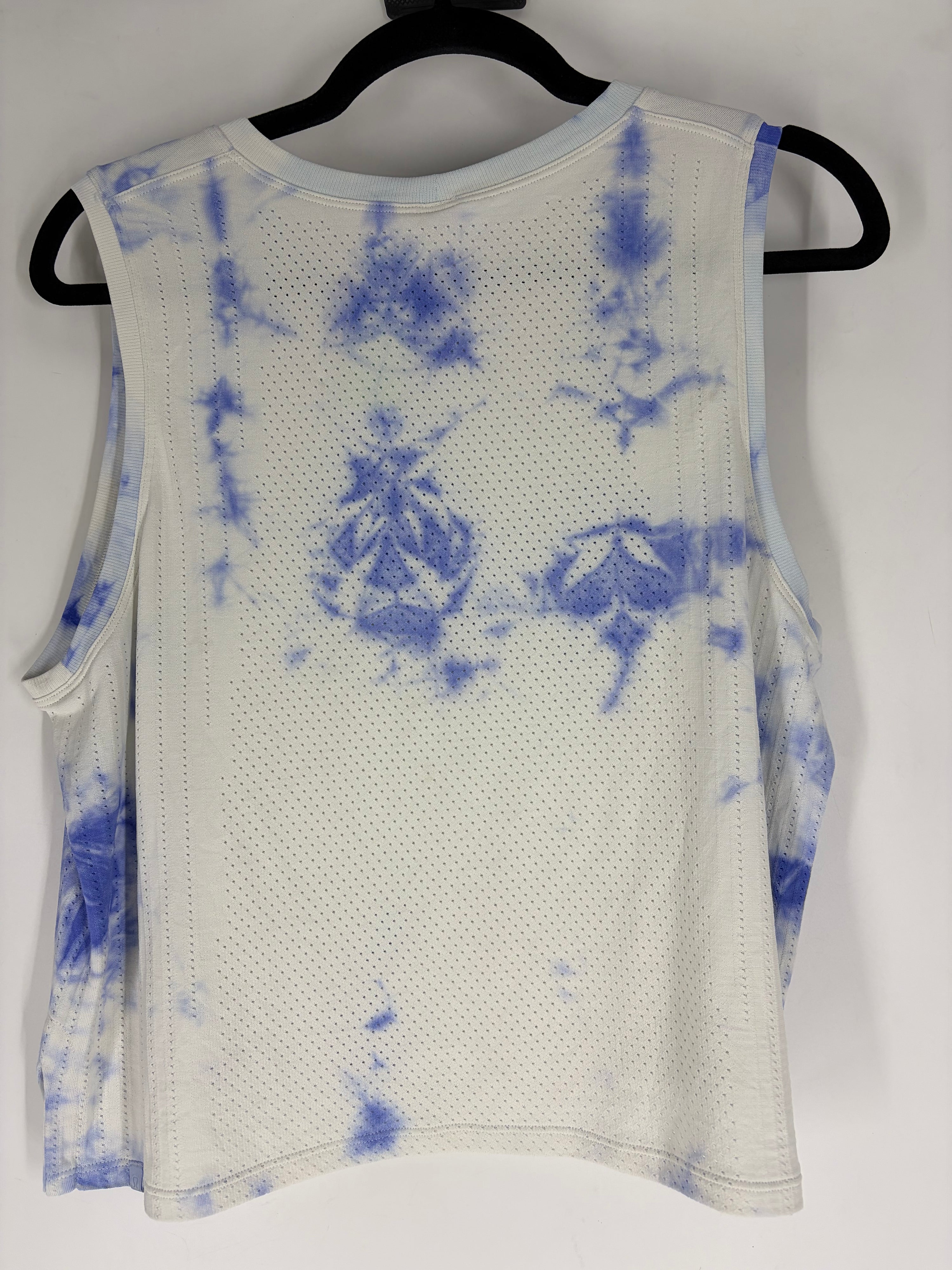 Blue Lululemon tie dye work out tank, L