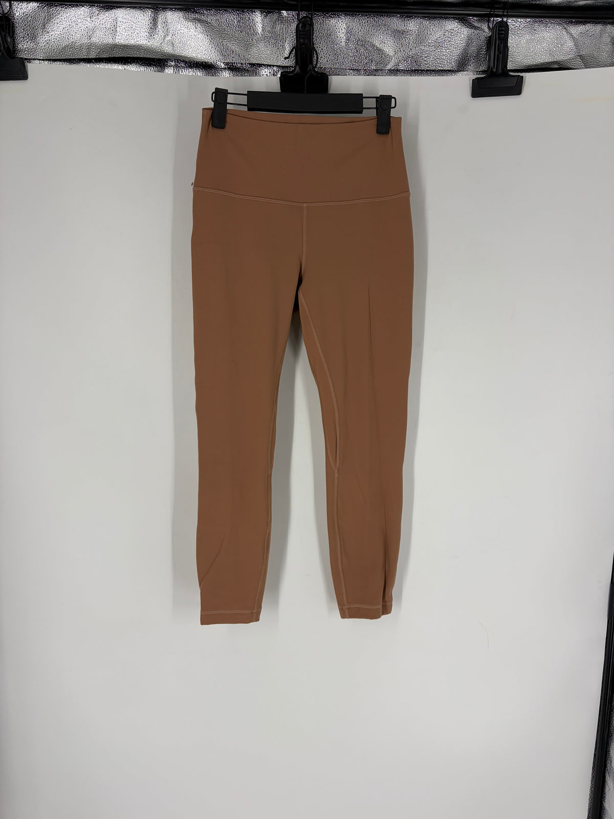 Nude Lululemon cropped wunder under, 8