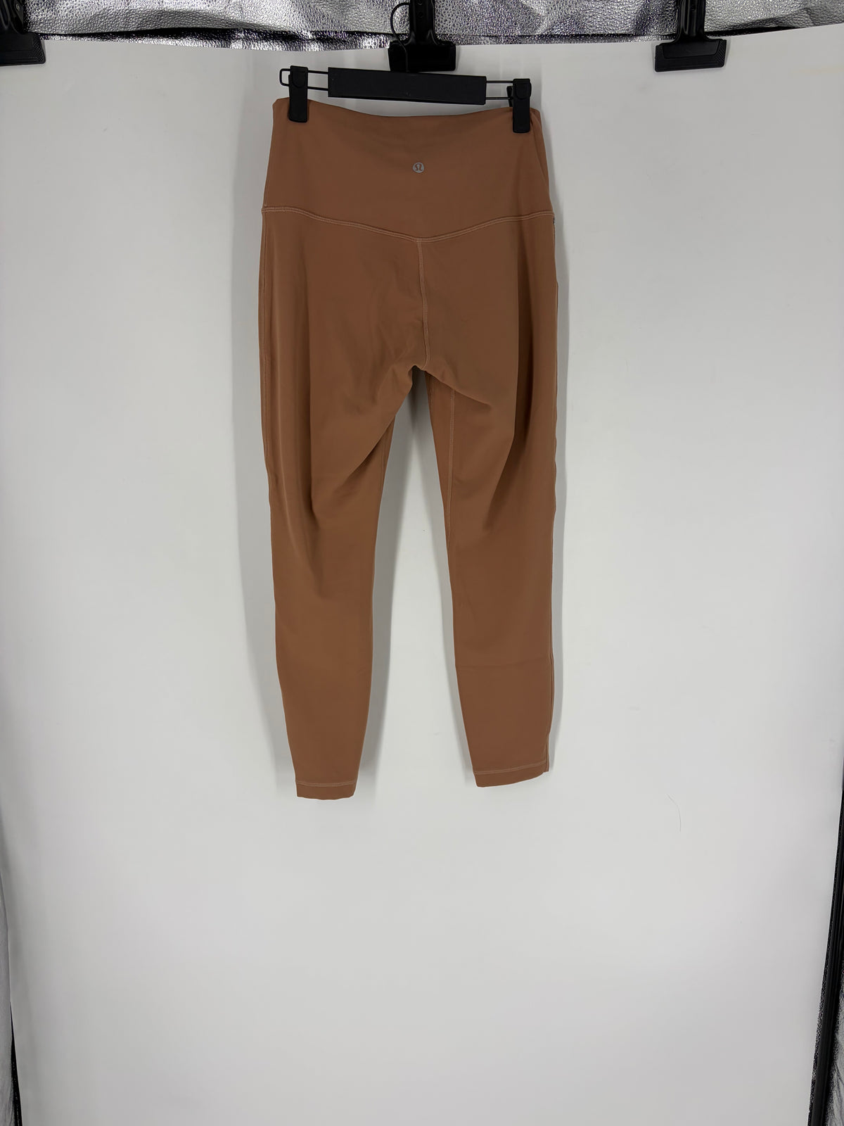 Nude Lululemon cropped wunder under, 8
