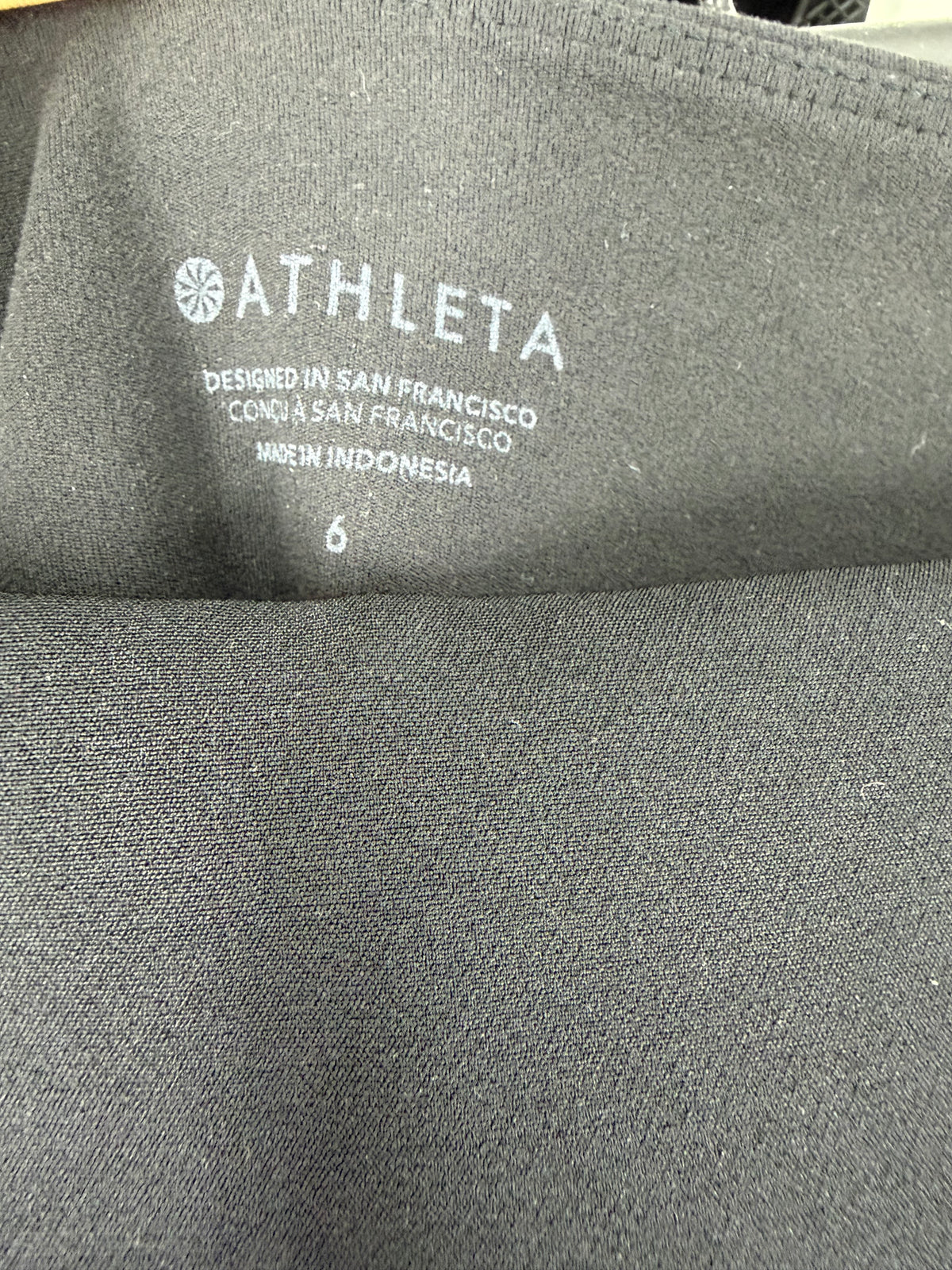Black Athleta pull on trousers, 6