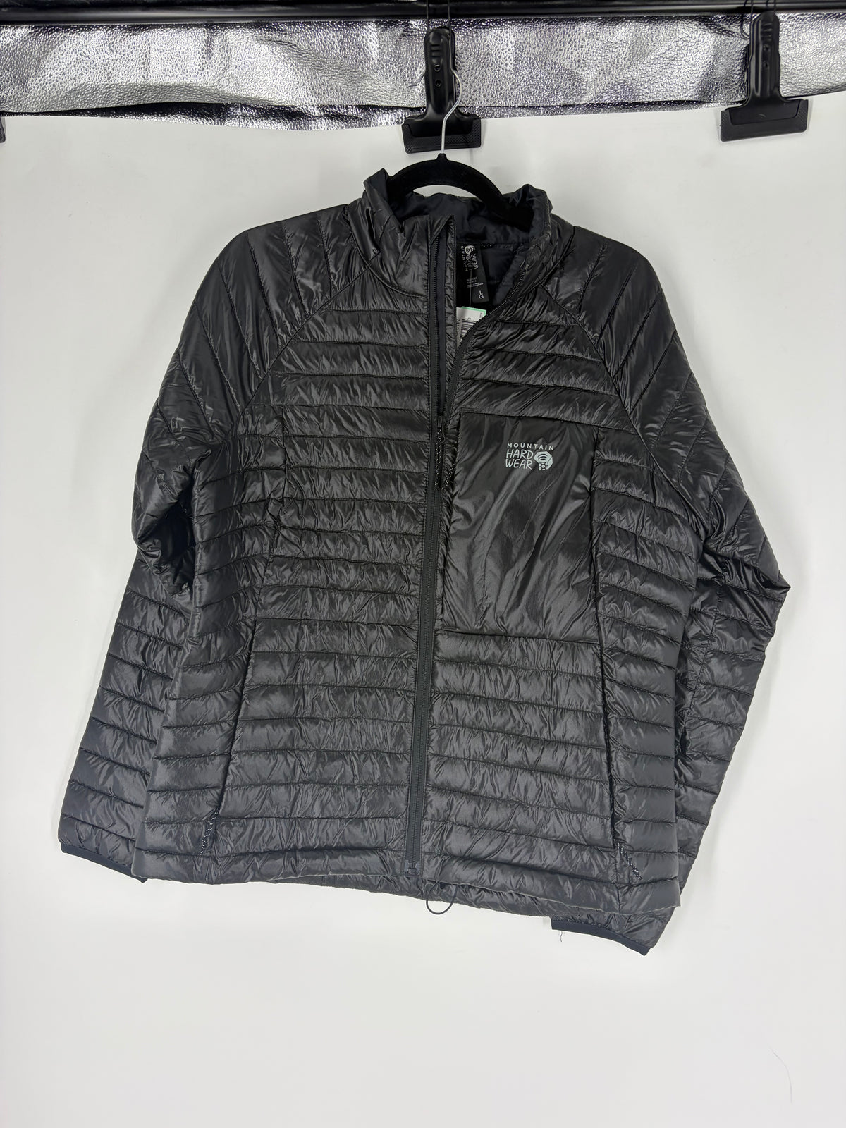 Black Mountain Hardwear puffy shiny zip up, L