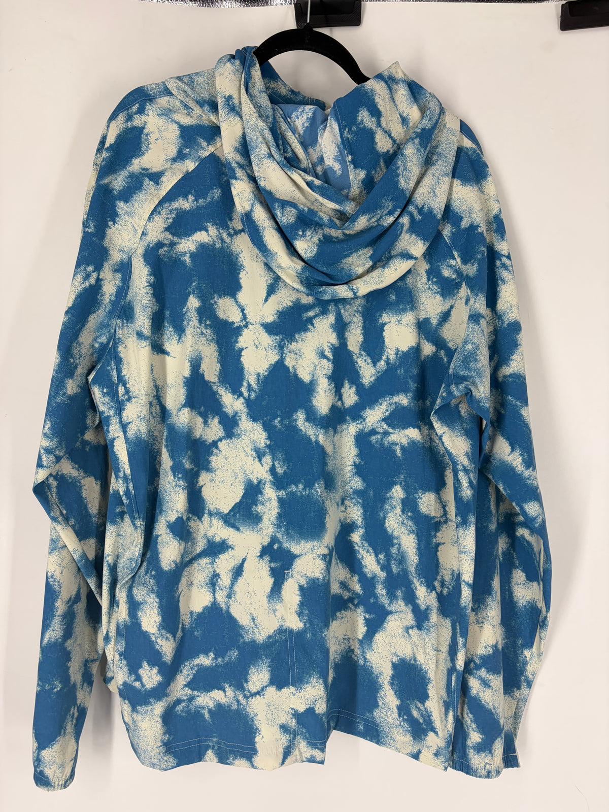 blue The North Face relaxed fit tie dye windbreaker, L