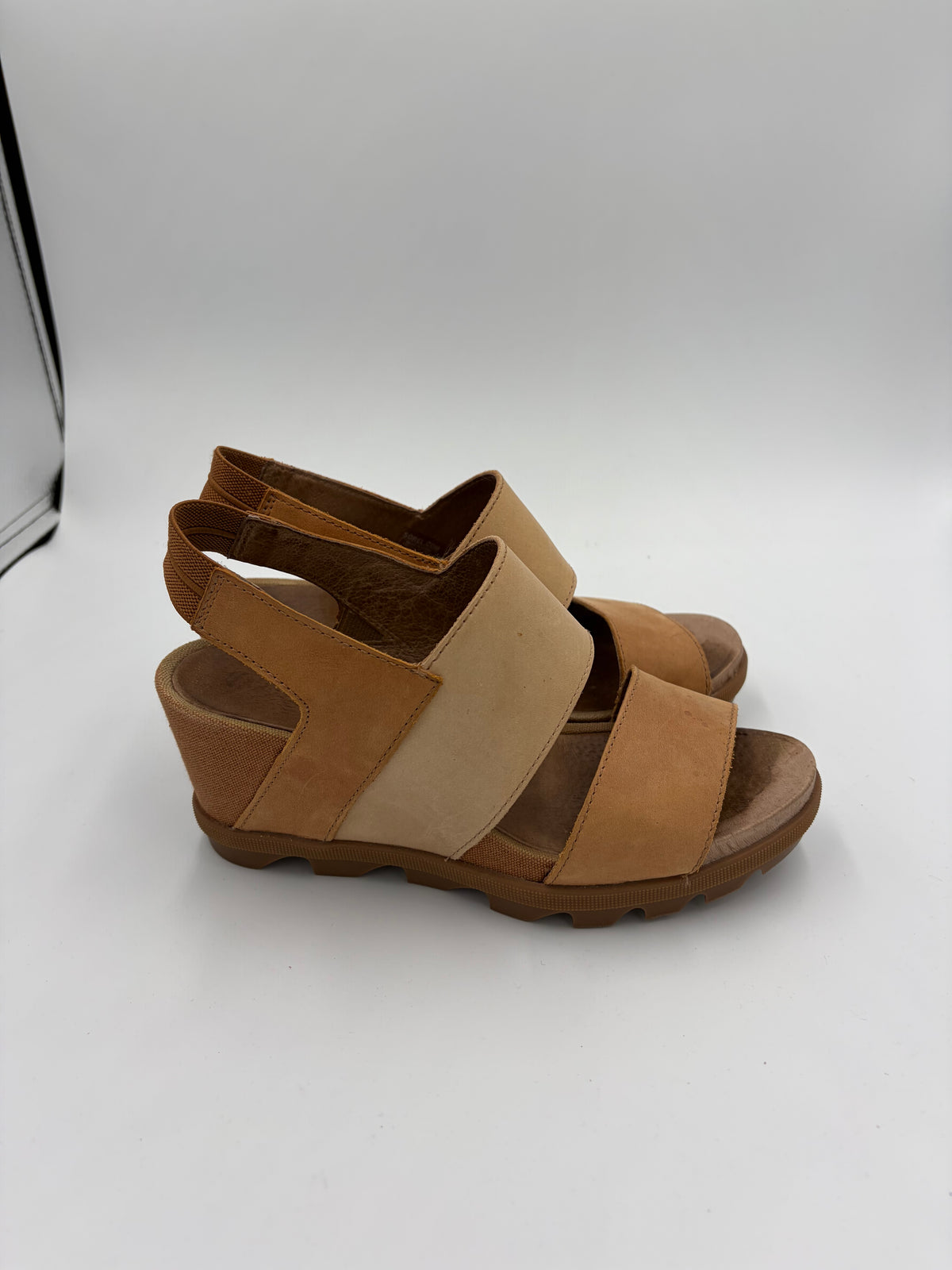 Brown Sorel Leather Strap Wedge Sandals, 7