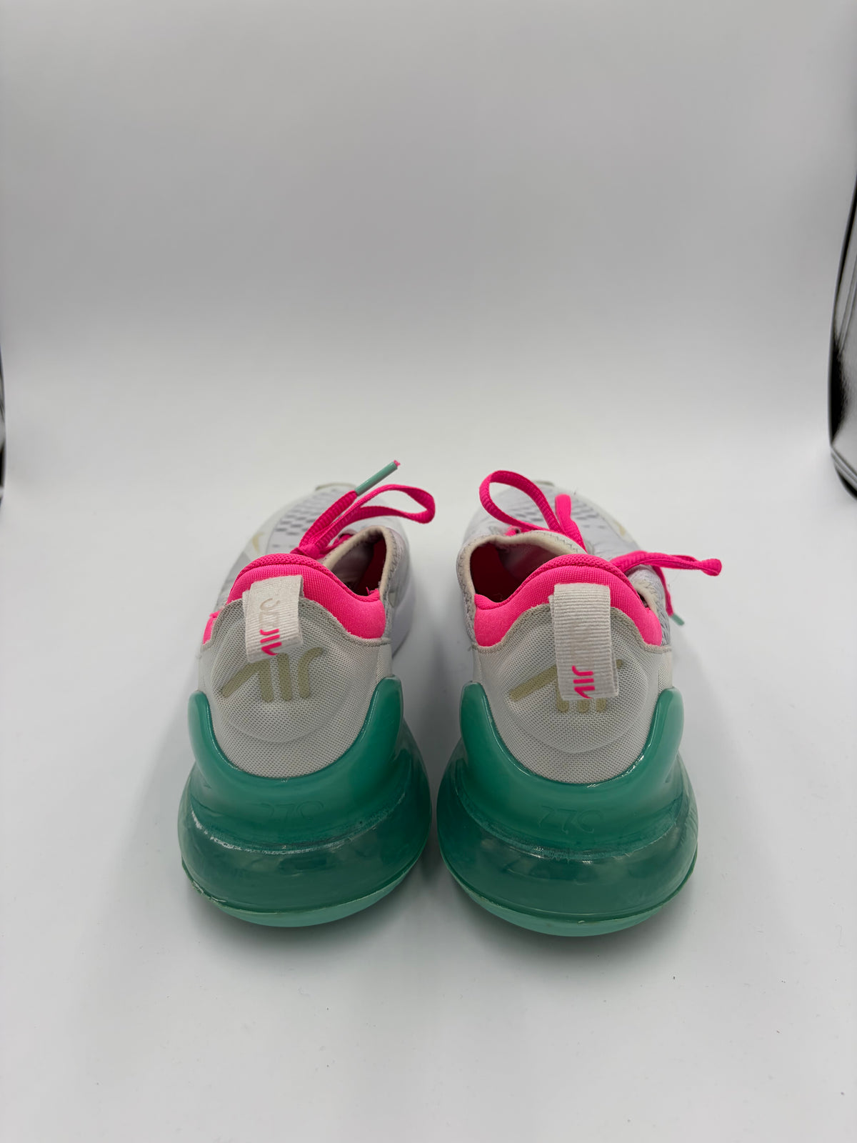 White Nike air270, 9.5