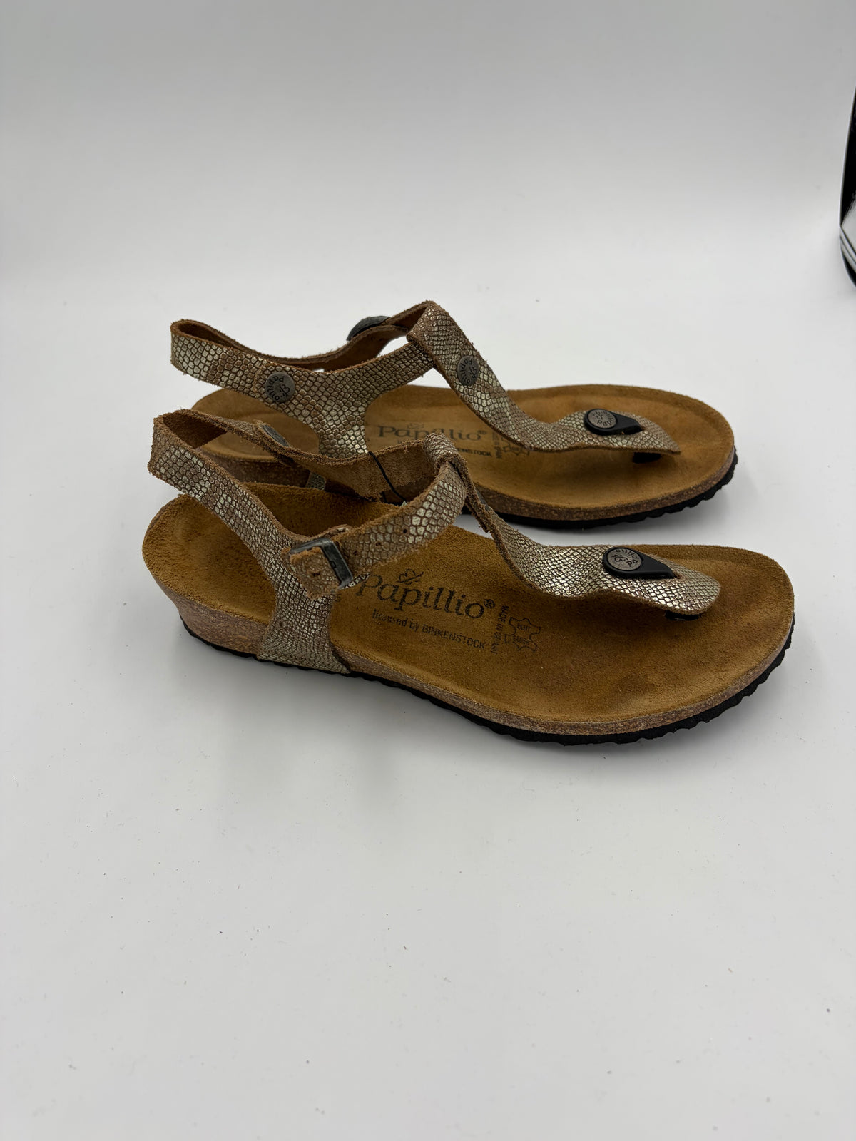 gold Birkenstock metallic thong wedge papillo, 39