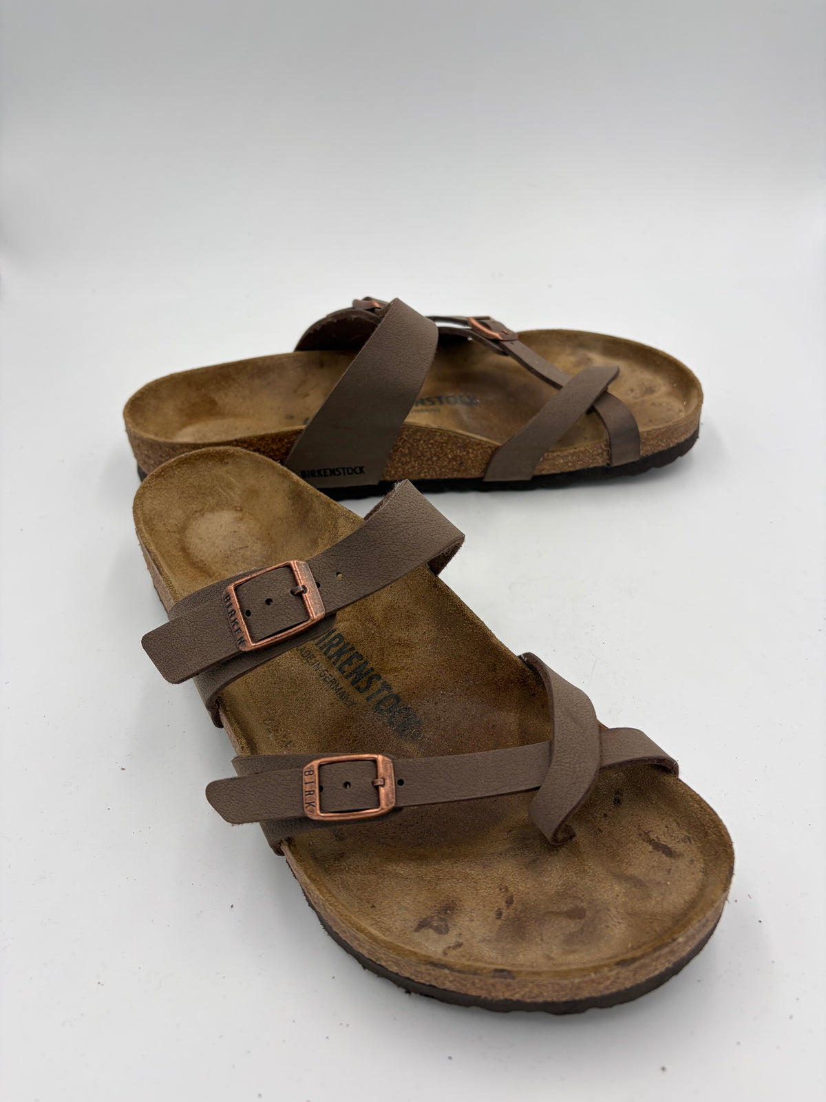 brown Birkenstock double buckle toe strap, 41