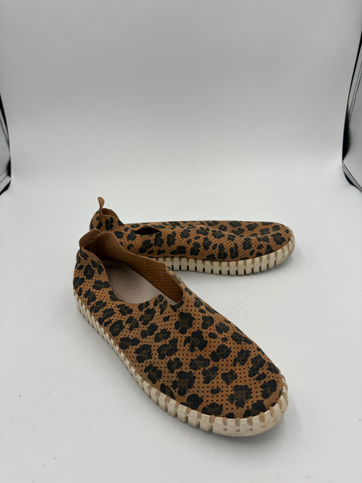 Brown Ilse Jacobsen cheetah slip ons, 36