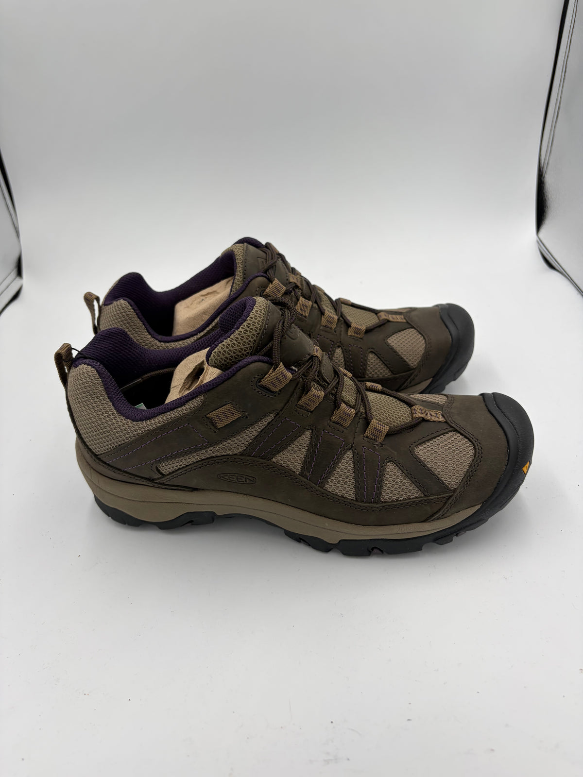 Tan Keen Palisades Hiking Sneakers, 10