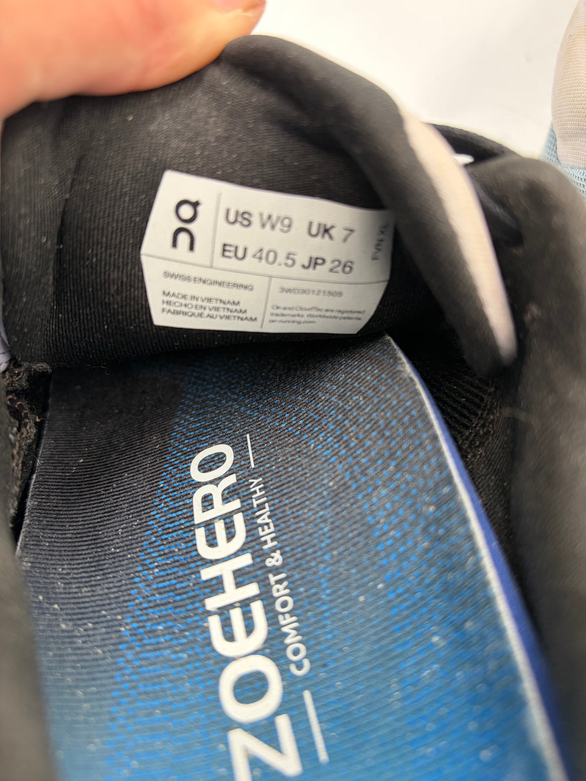 grey On Cloud sneakers, 9