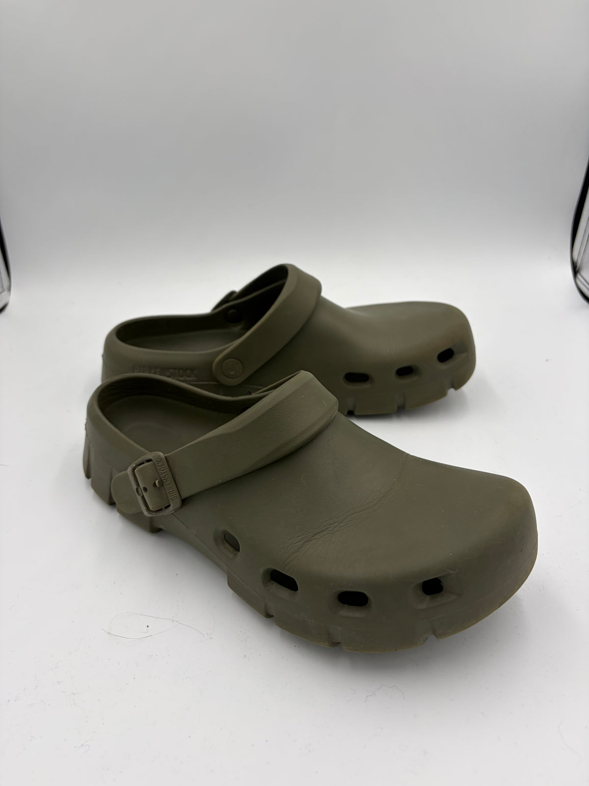 Green birkenstock rubber clogs, 39