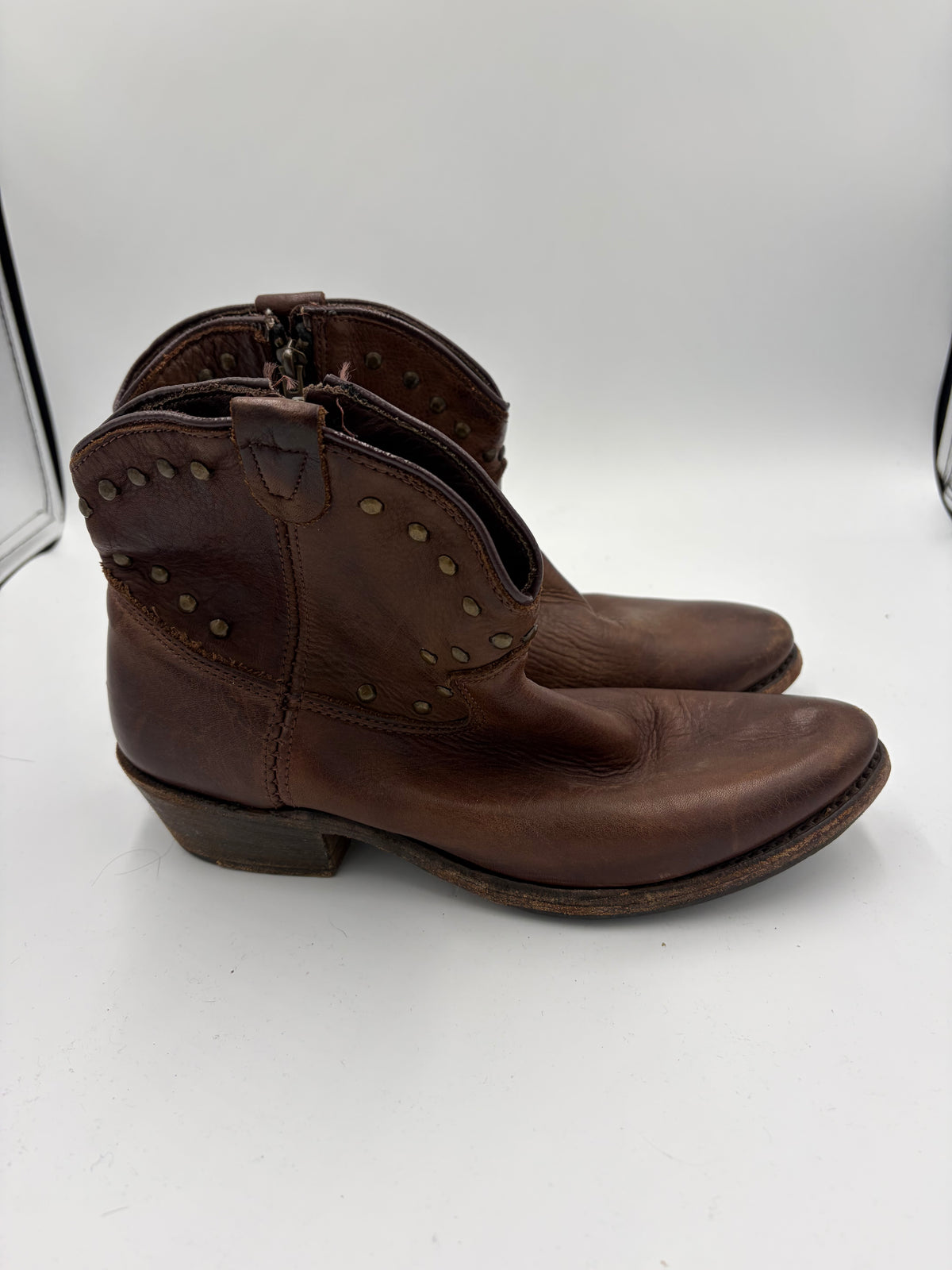 BRown Vintage Short Cowboy Boots, 9